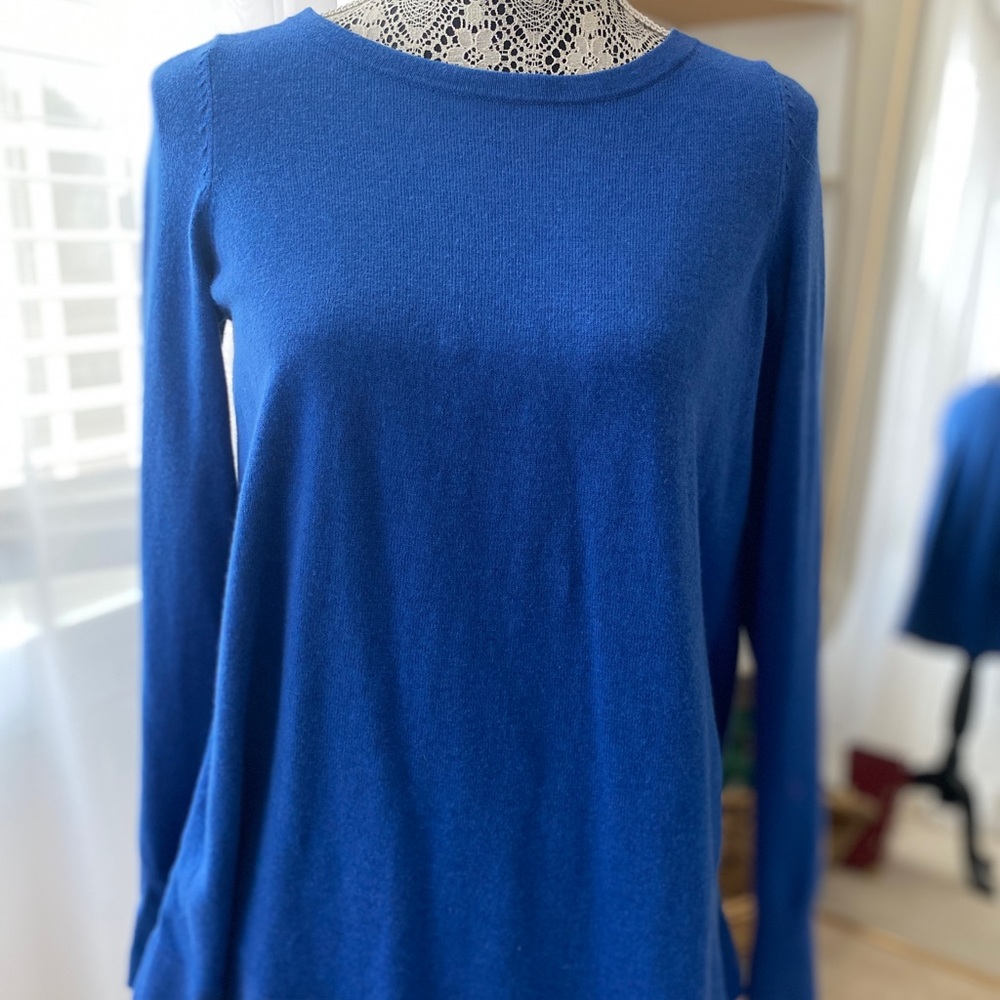 Women's Blue Long Sleeve Top